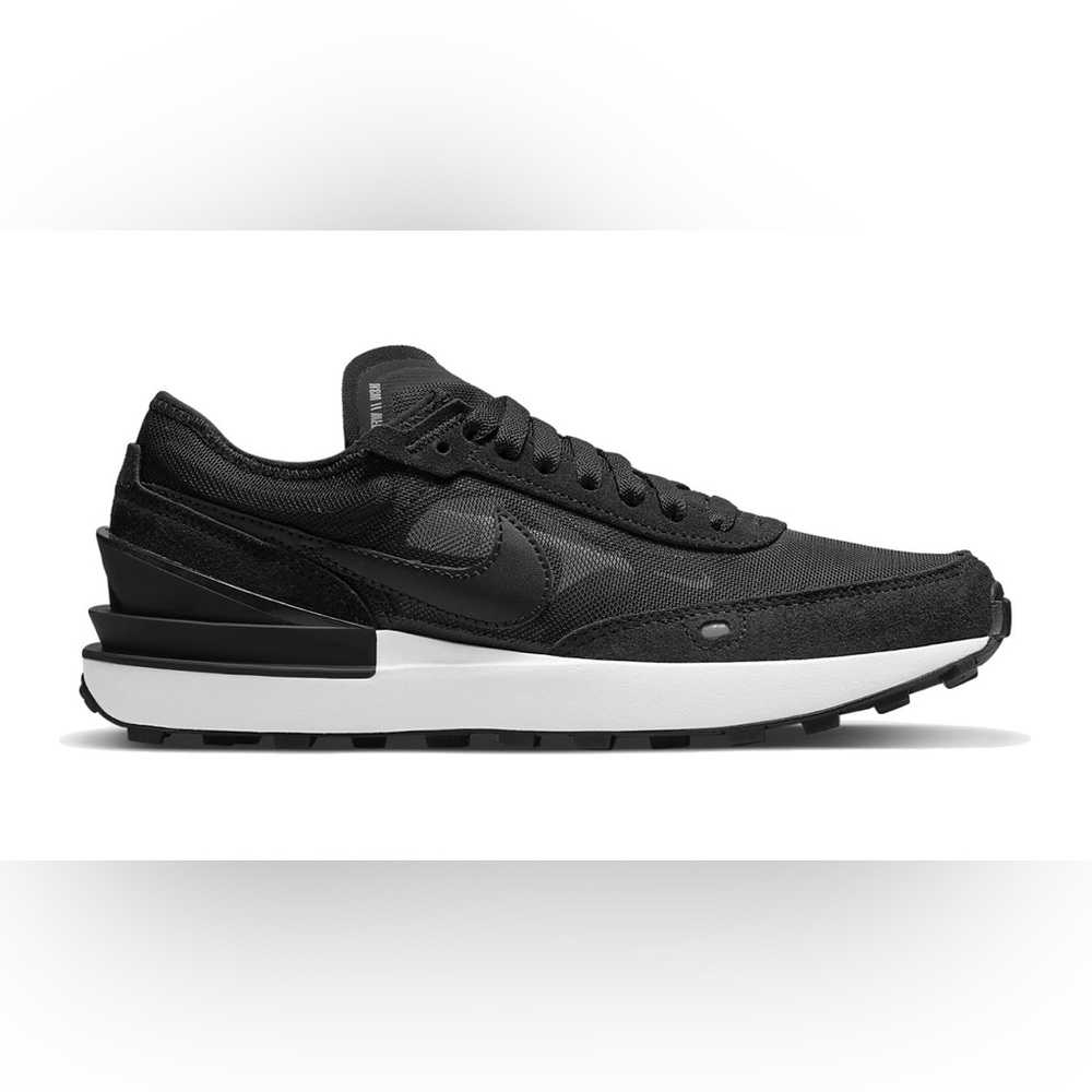 Nike Waffle One Size 6Y $95